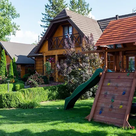 Prázdninový dům Large, Comfortable With A Garden
